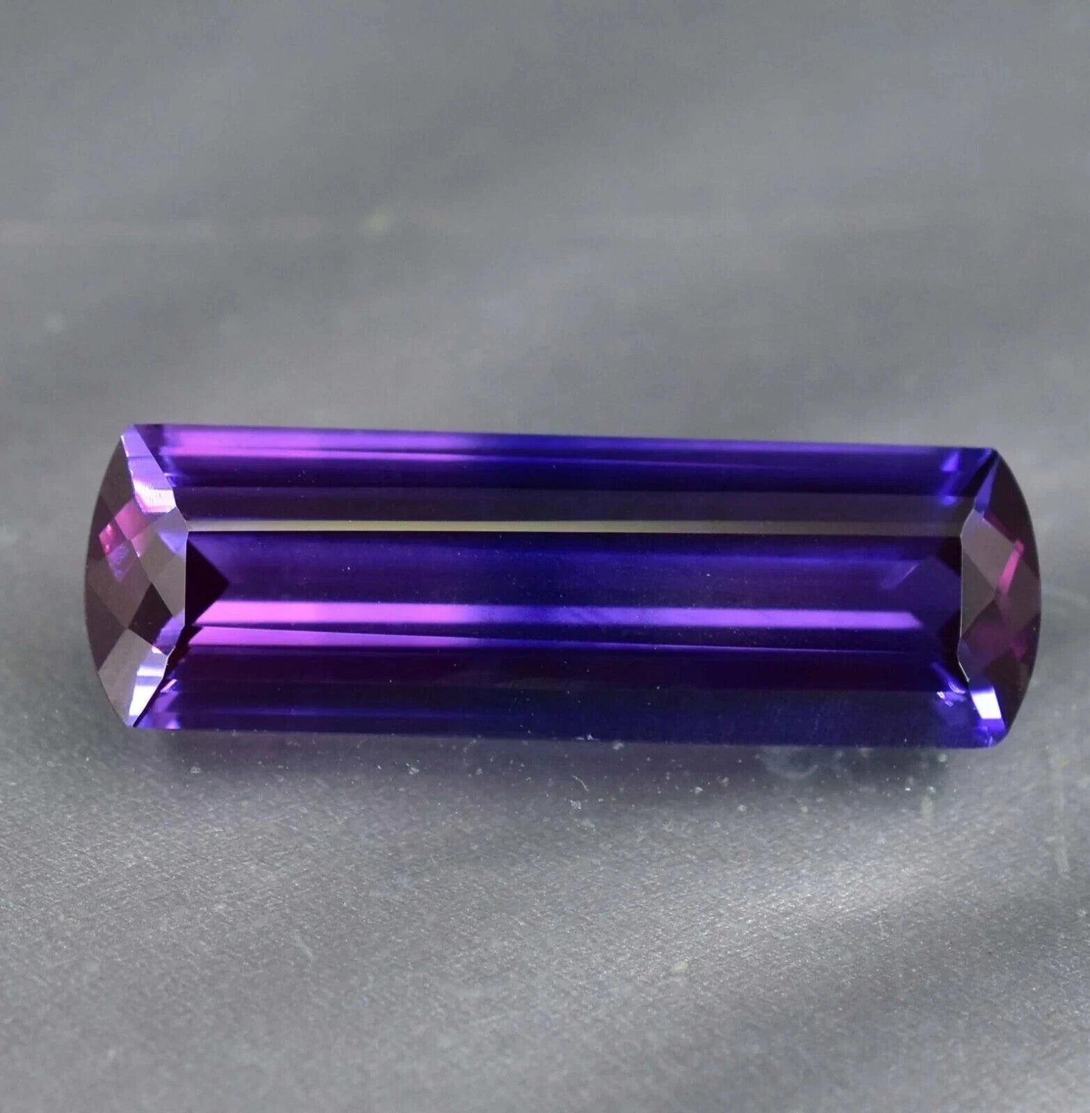 20.35 Ct Natural EGL Certified Bi-Color Alexandrite Fancy Cut Loose Gemstone