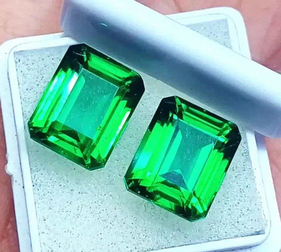 Natural Emerald Green 18.70 Ct CERTIFIED Loose Gemstone Pair