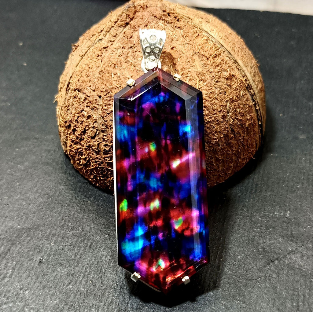 Certified Fancy Cut 110.75 Ct Natural Ammolite  Solid Silver Pendant Gemstone