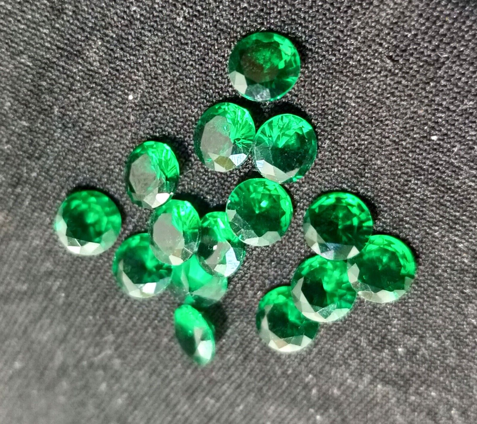 Certified 5 mm Natural Green Sapphire 20 Pcs Lot Round Shape Loose Gemstone
