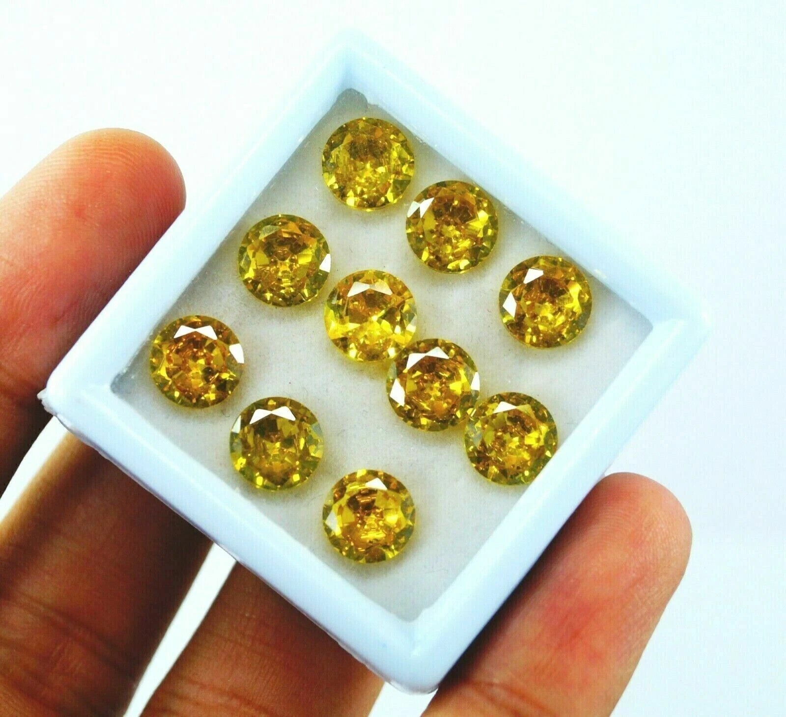 Natural 15 Pcs 4 mm Natural Yellow Sapphire Lot Round Cut Certified Gemstone