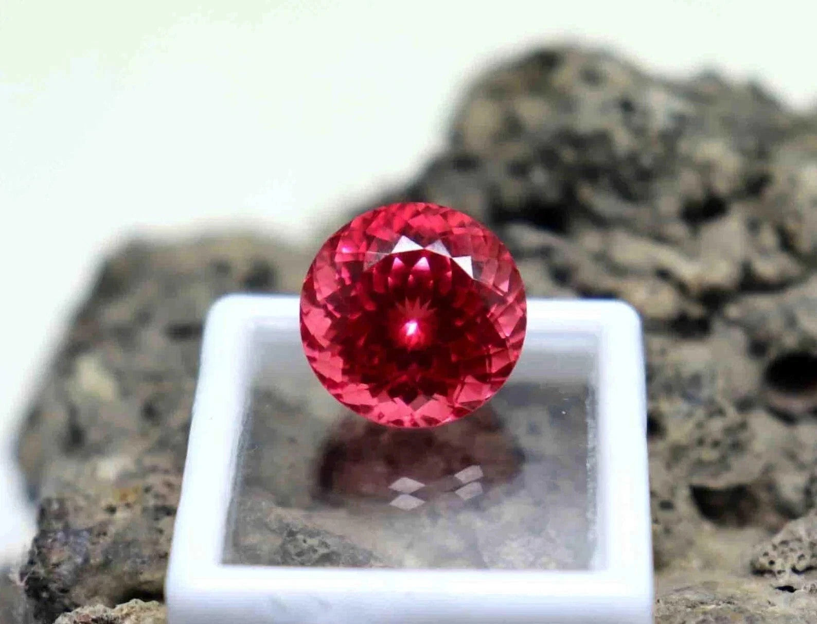 40.80 Ct Certified Round Cut Natural Padparadscha Sapphire Loose Gemstone