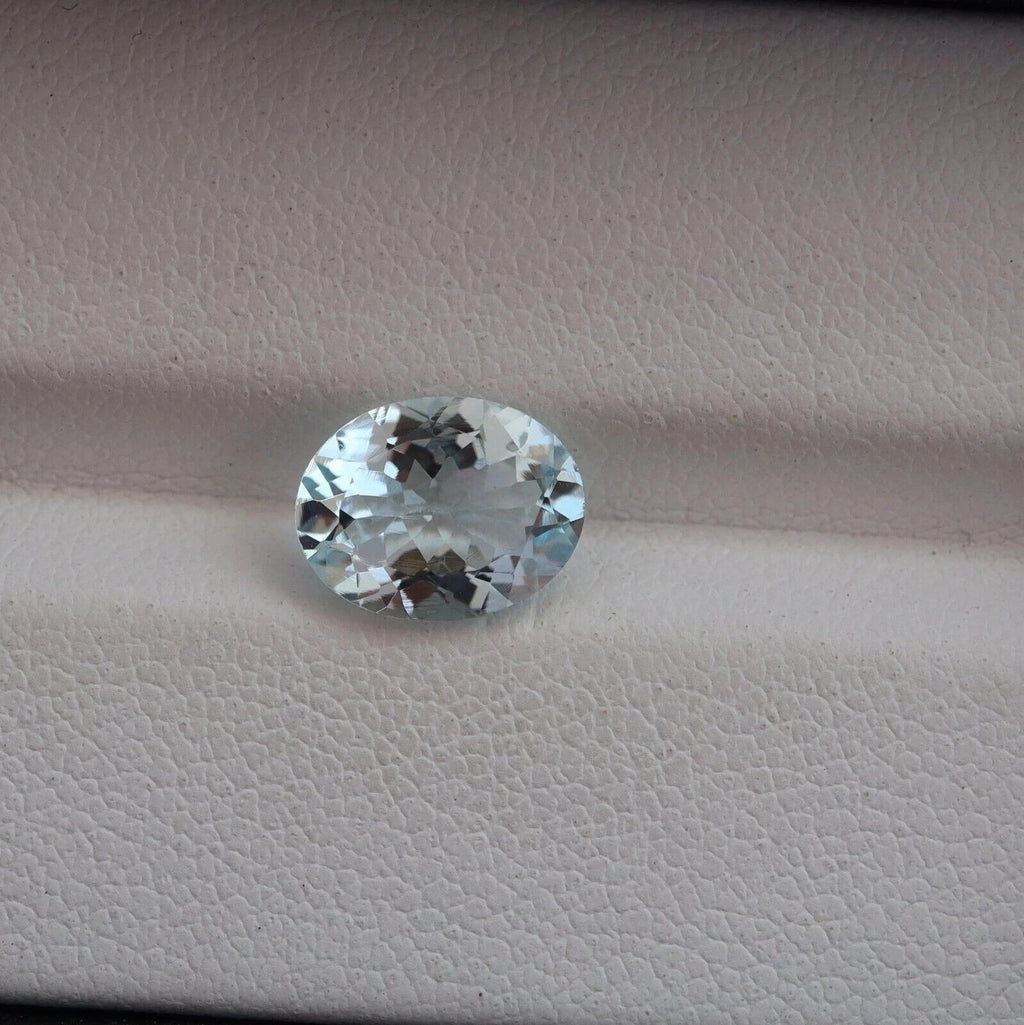 A+ Natural Ocean Blue Aquamarine GIE Certified Oval Cut GEMSTONE 8 Ct
