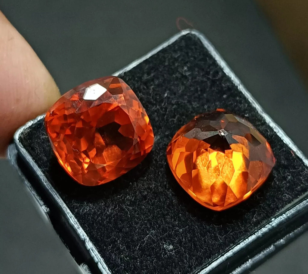 2PCS Natural Montana CUSHIONOrange Sapphire 21.30 Ct Loose GEMSTONE MACHING-PAIR