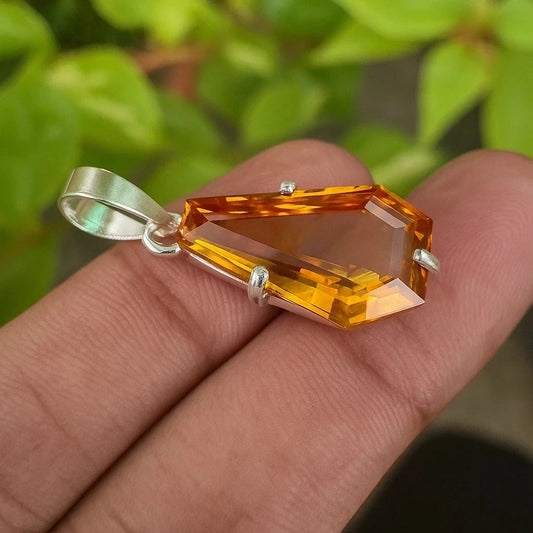 24 Ct Natural Orange Fancy Cut Sapphire Gemstone 925 Sterling Silver Pendant