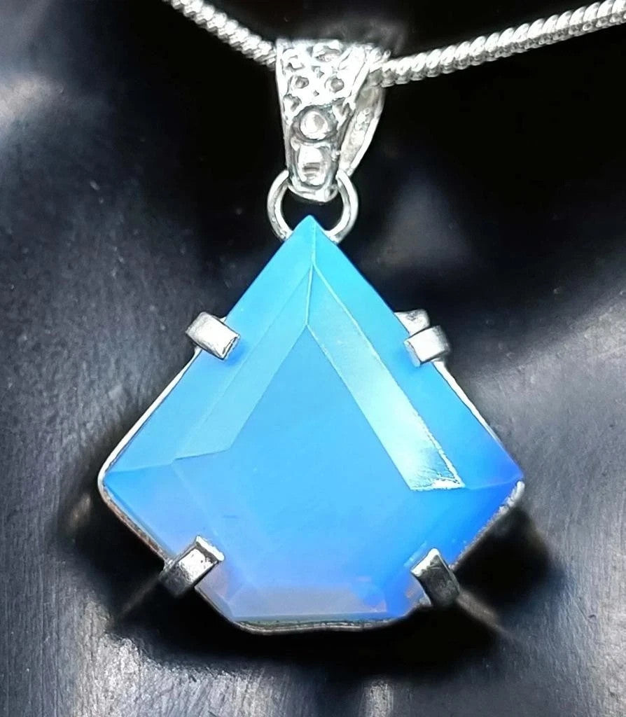 AA+ 57.30 Ct Natural Blue Opal Silver Jewelry Pendant Loose Fancy Cut Gemstone