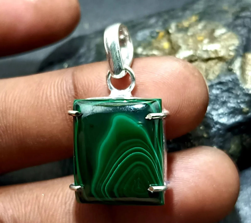40.80 Natural Green Malachite Hand-Made Pendant In Solid Silver Certified A+Gems