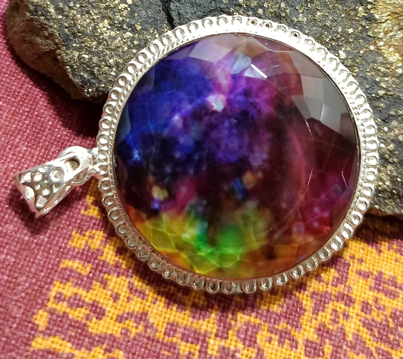 Certified Round Cut 118.50 Ct Natural Ammolite  Solid Silver Pendant Gemstone