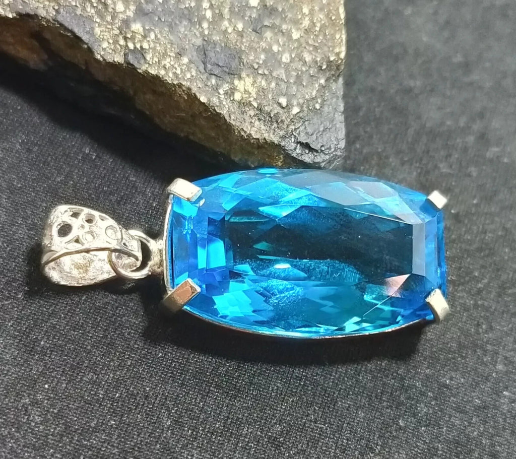 69.75 Ct Certified Lab-Created Blue Topaz 925 Solid Silver Pendant Gemstone