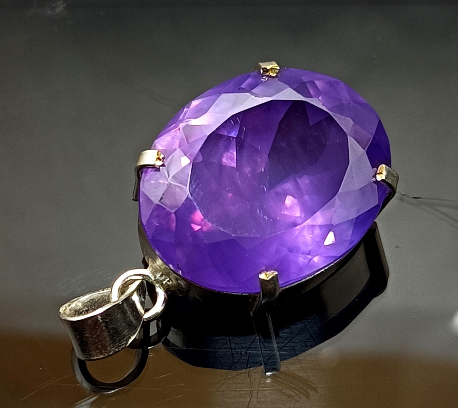 94.75 Ct Natural Brazilian Oval Cut Purple Zircon Pendant 925 Silver Gemstone