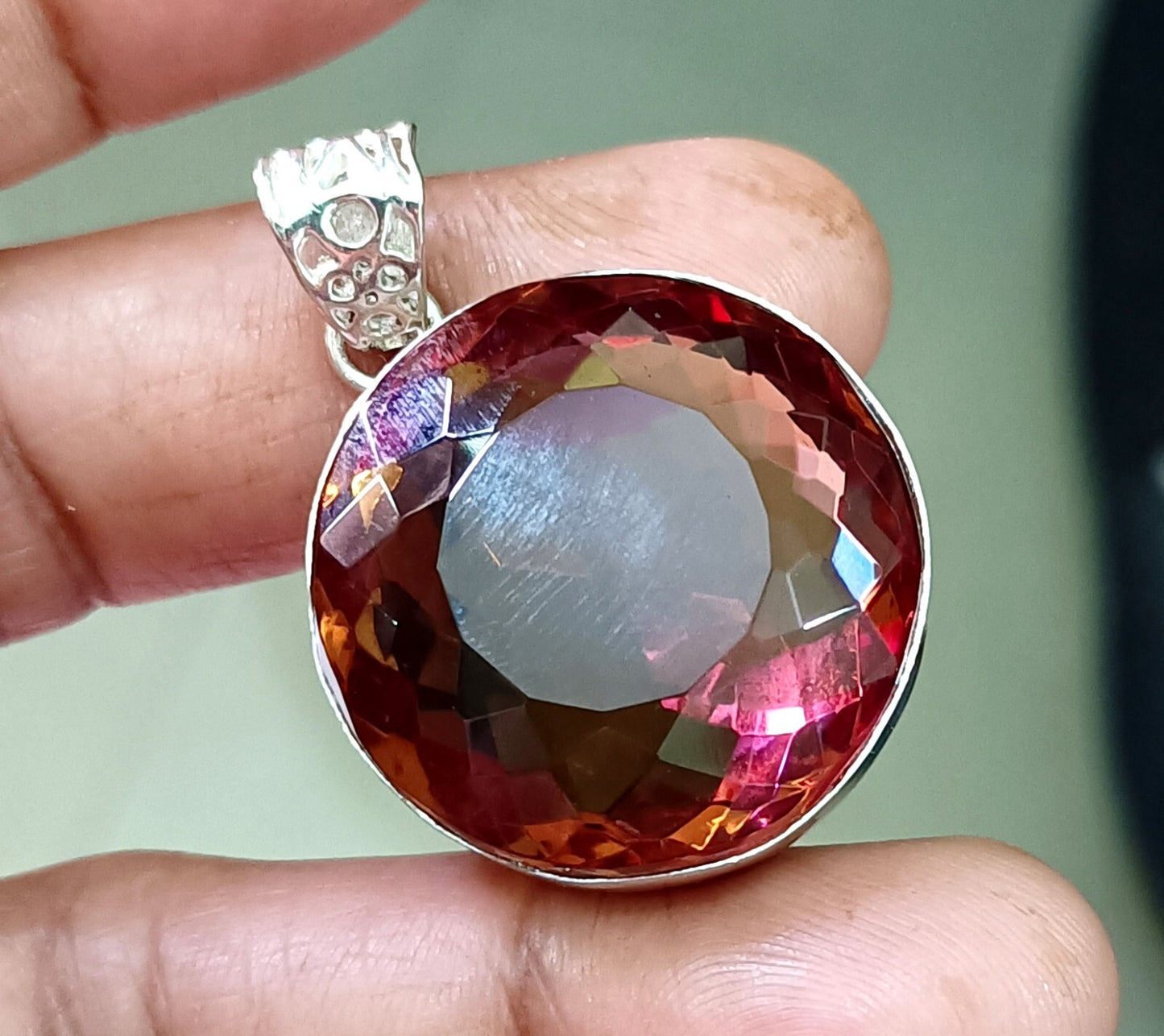 100.00 Ct Natural Zultanite 925 Silver Round Cut Pendant Loose Gems EGLCertified