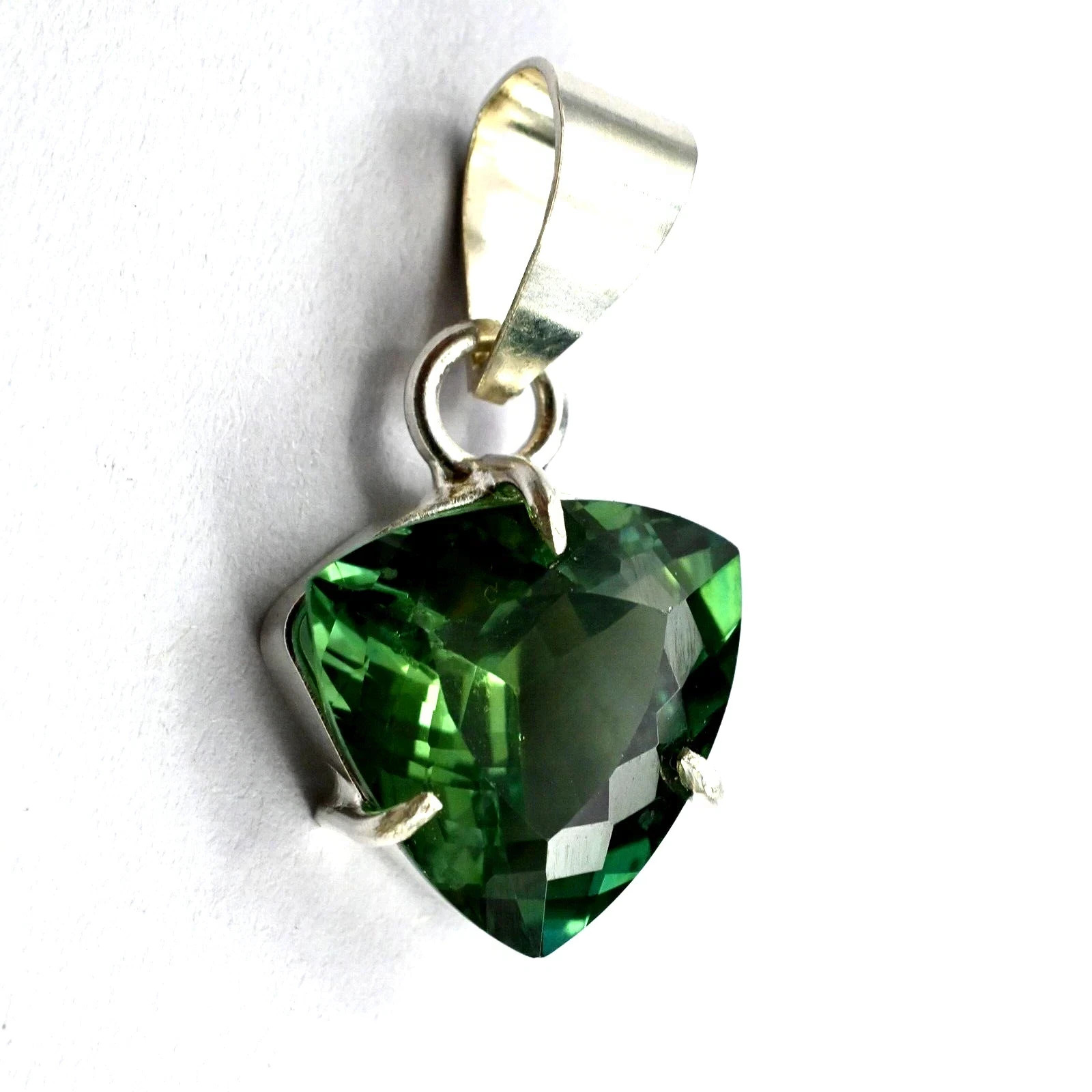 27 Ct Natural Certified Bi- Parti Sapphire Gemstone 925 Sterling Silver Pendant