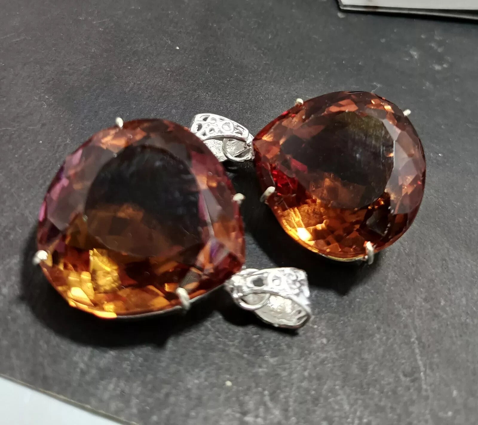 Certified 215 Ct + Natural Zultanite 7 Color Pear Pendant 925 Silver Gemstone