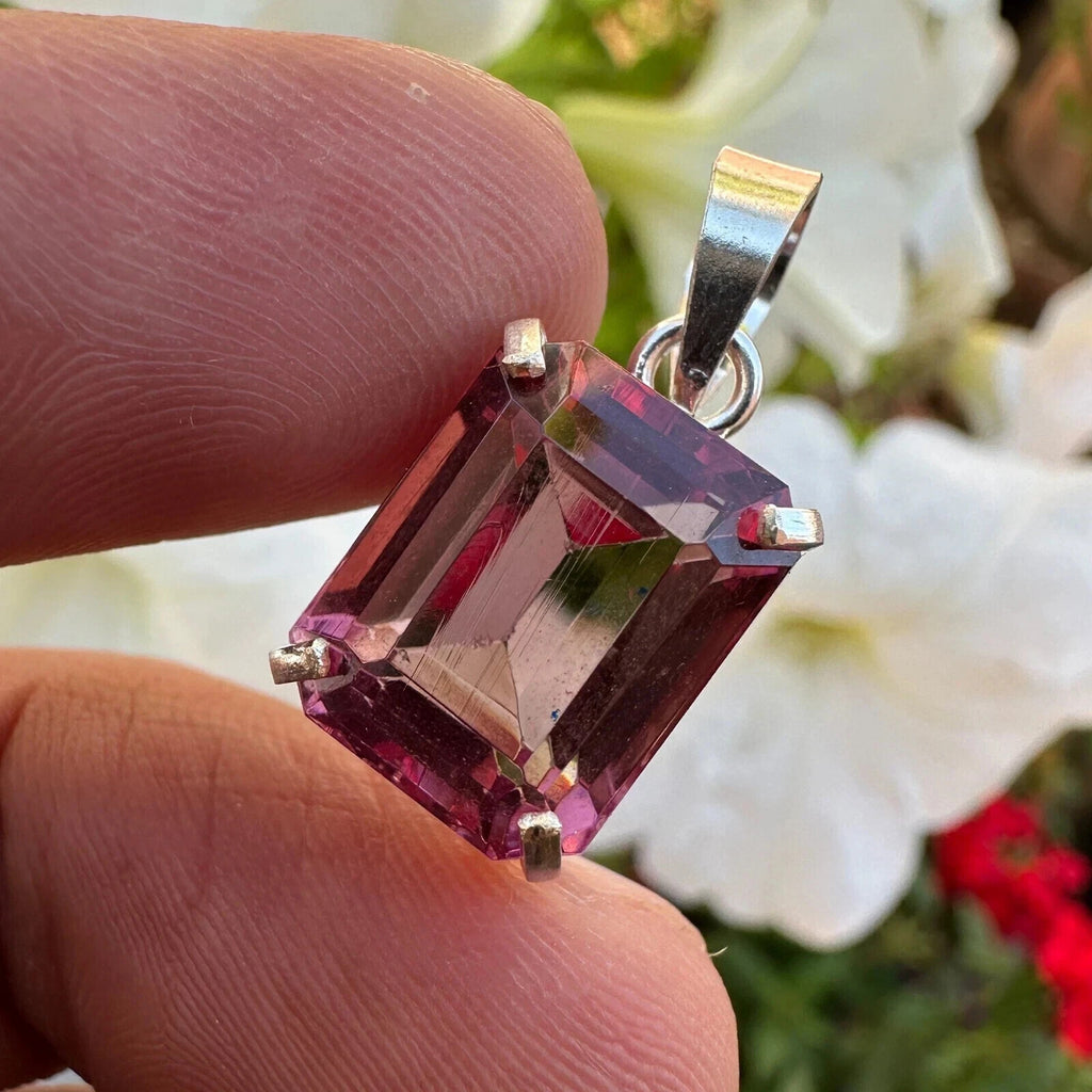 Certified 20 CT Natural Zultanite Color-Change Gemstone Pendant In 925 Silver