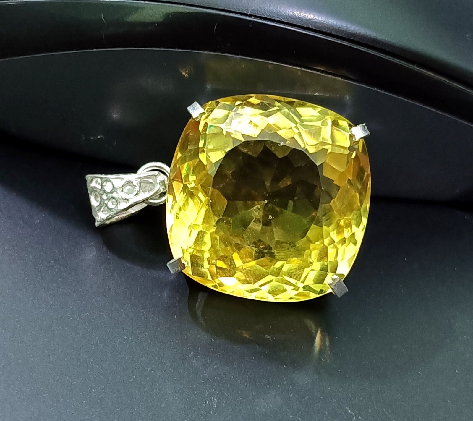 Certified Natural 85.70 Ct Brazilian Cushion Cut Topaz Pendant Loose Gemstone