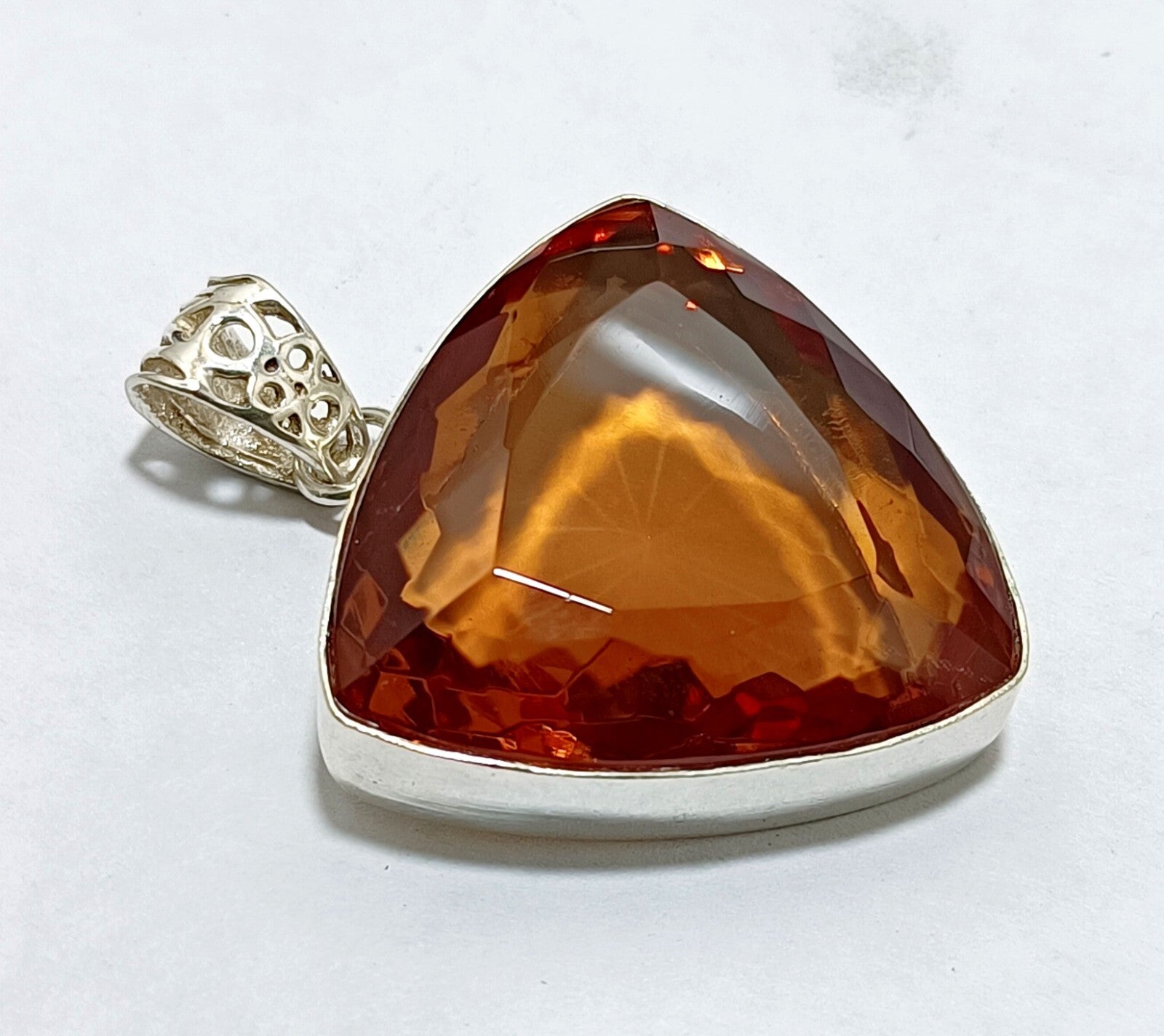 90.85 Ct Natural 7 Color Zultanite Pendant 925 Silver Loose Certified Gemstone