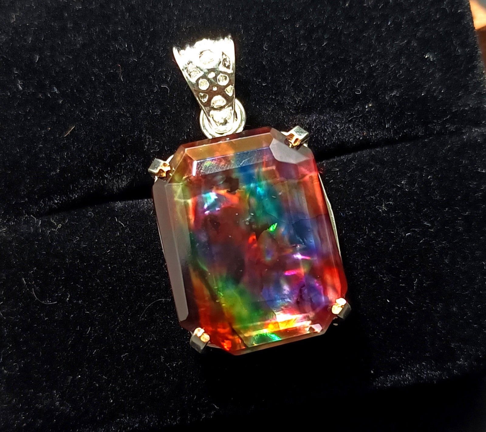 EGL Certified 46.75 Ct Natural Ammolite 925 Solid Silver Pendant Loose Gemstone