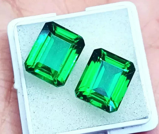 Natural Emerald Green 18.70 Ct CERTIFIED Loose Gemstone Pair