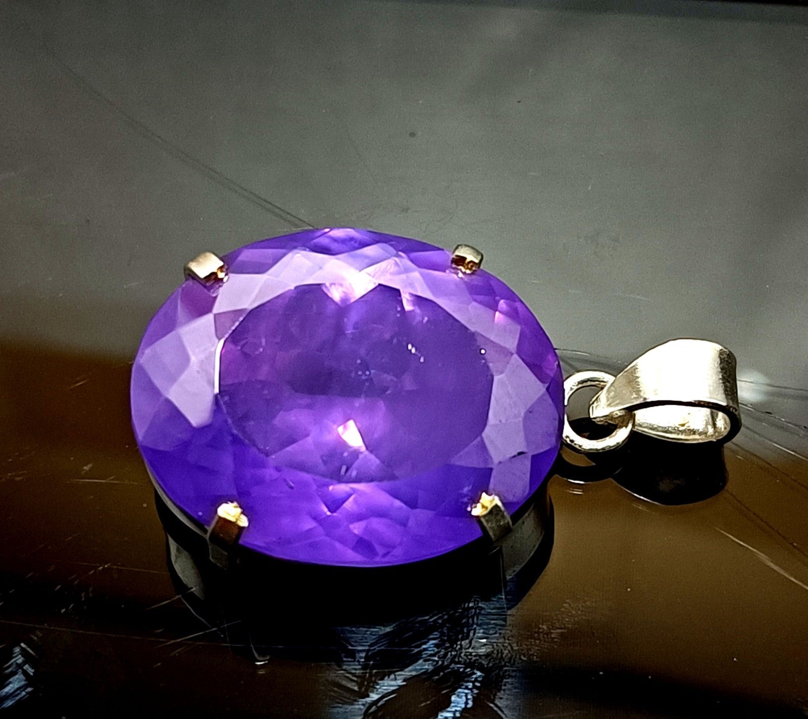 94.75 Ct Natural Brazilian Oval Cut Purple Zircon Pendant 925 Silver Gemstone