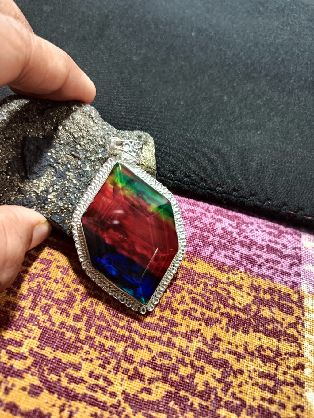 Certified Fancy Cut 98.15 Ct Natural Ammolite 925 Solid Silver Pendant Gemstone