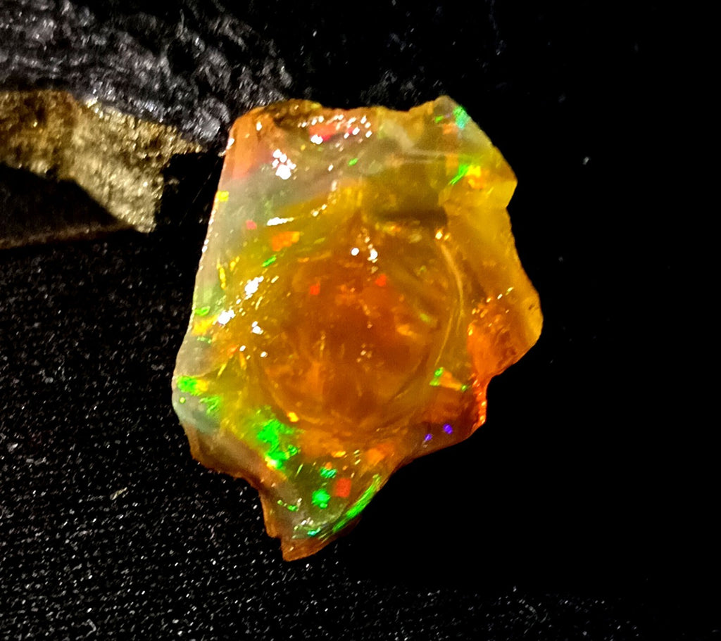 A++Play of Color 8.35 Ct Natural Ethiopian Black Opal Welo Rough LOOSE GEMSTONE
