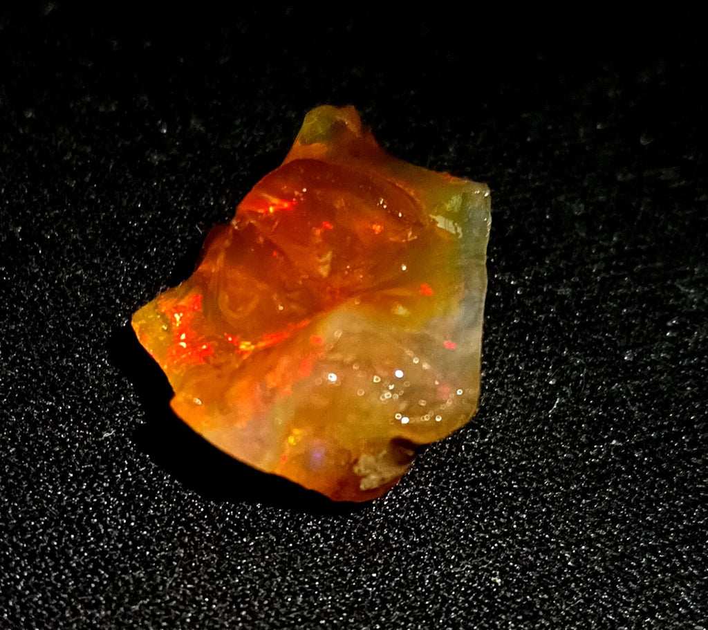 A++Play of Color 8.35 Ct Natural Ethiopian Black Opal Welo Rough LOOSE GEMSTONE