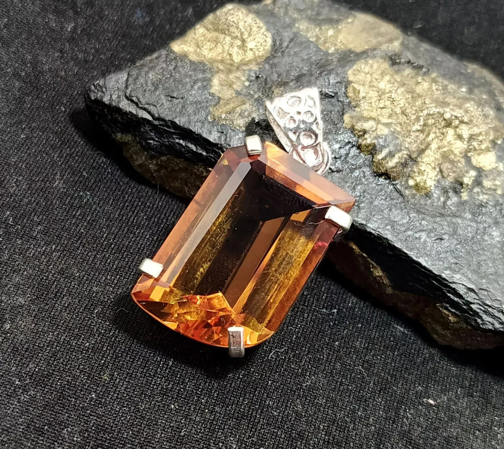 EGL Certified 54.10 Ct FANCY Natural Zultanite 925 Silver Pendant Loose Gemstone