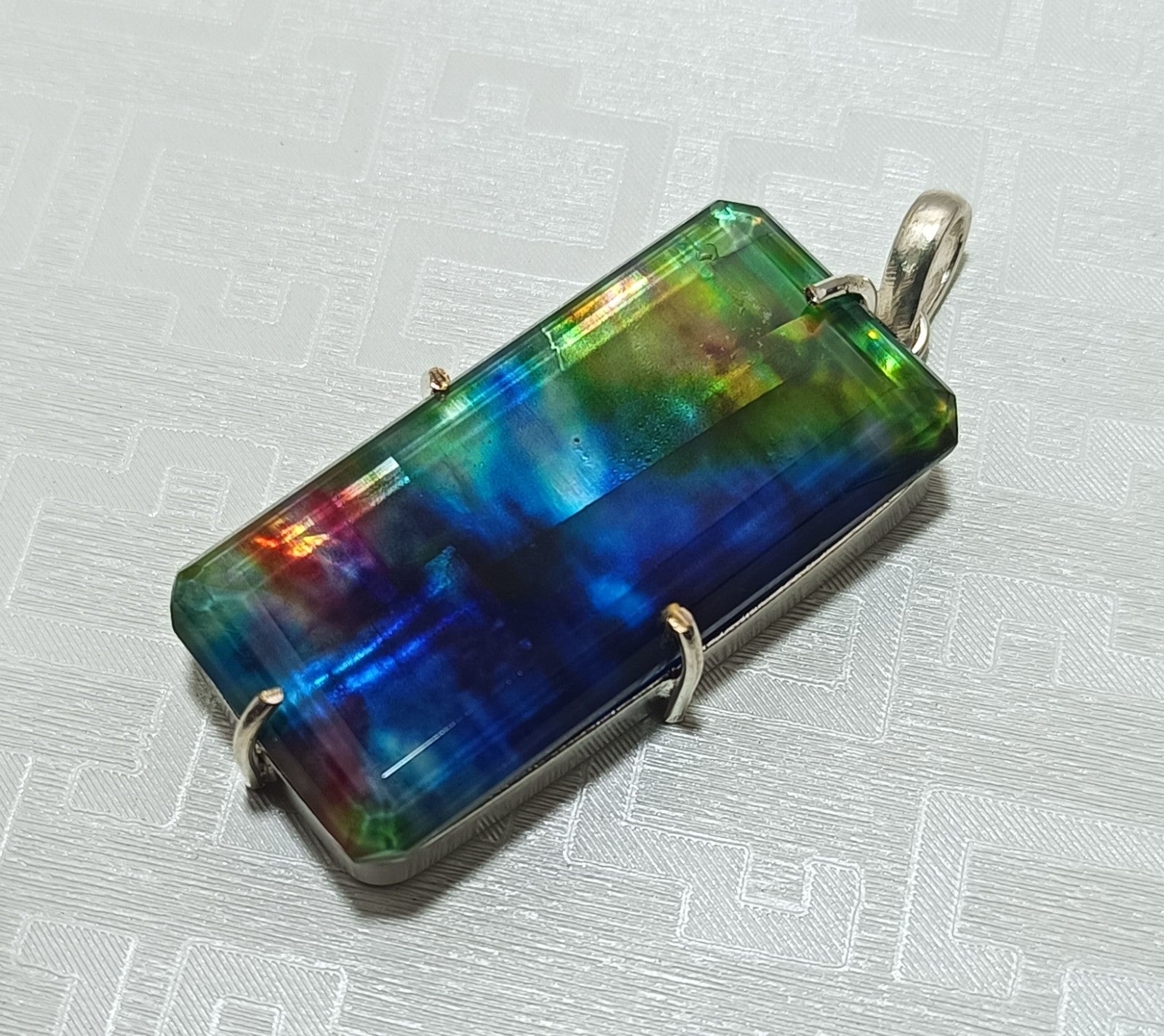 Certified 92.15Ct Natural Ammolite 925 Silver Emerald Cut Pendant Loose Gemstone
