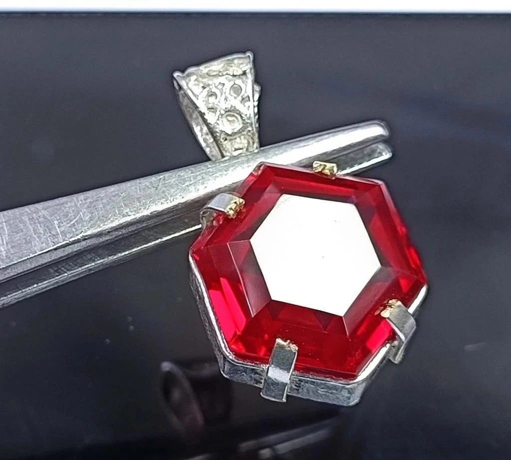 25.90 Ct Natural Ruby Hexagon Necklace Silver Jewelry Handmade loose Gemstone