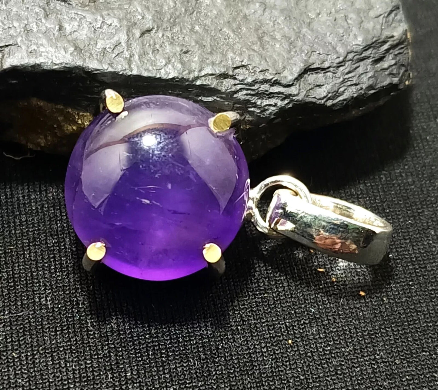 Round Cabochon Natural Violet Amethyst 27.60Ct Sterling Silver Flawless Pendant