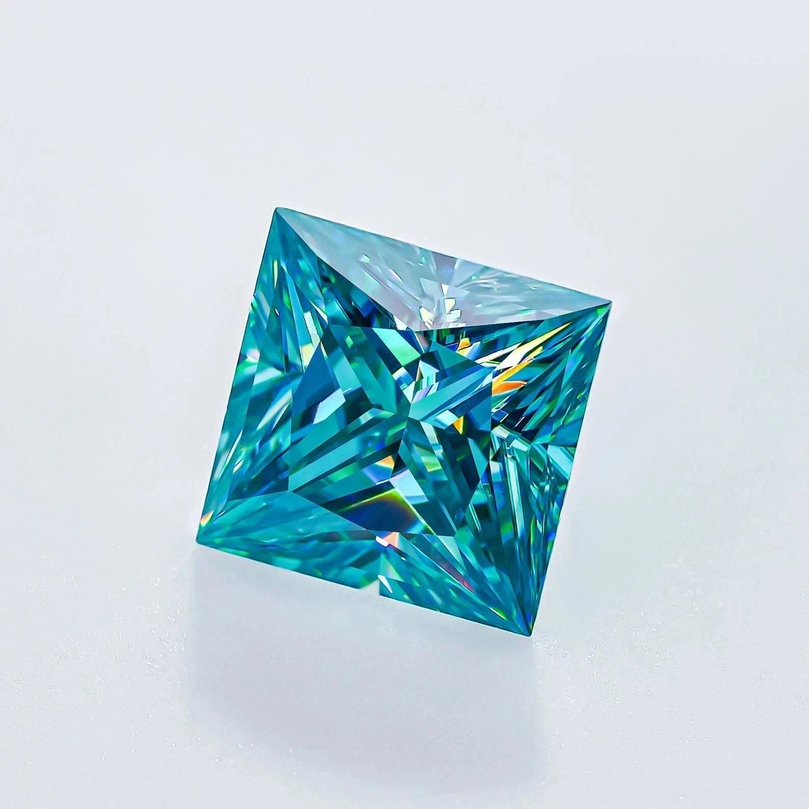 Blue Color Diamond 3 Ct Lab Grown Princess Cut VVS1 D Grade Certified Stone