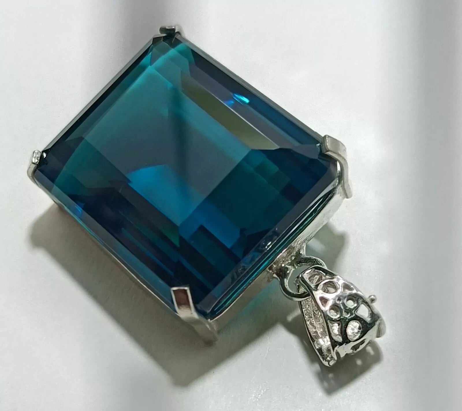 London Blue Topaz Pendant 925 Sterling Silver Pendant Gemstone Jewelry 138.20 Ct