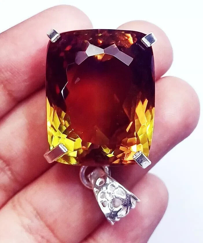 Color Changing Zultanite GS Solid Silver Pendant 91.50 Ct Certified Loose Gems