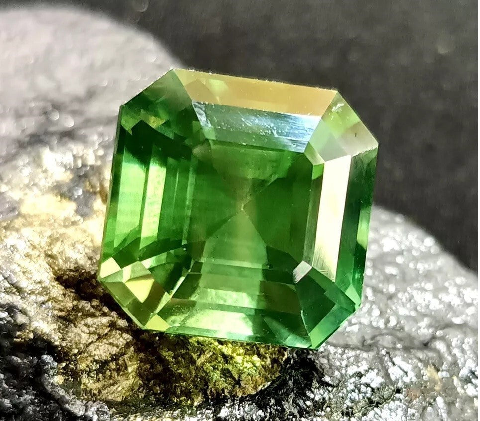 39 Ct Natural Green Sapphire Flawless EGL Certified Asscher Cut Loose Gemstone