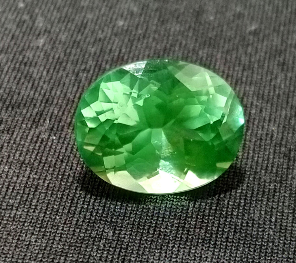 15.40 Ct Natural Green Sapphire Flawless Certified OvalCut Loose Gemstone