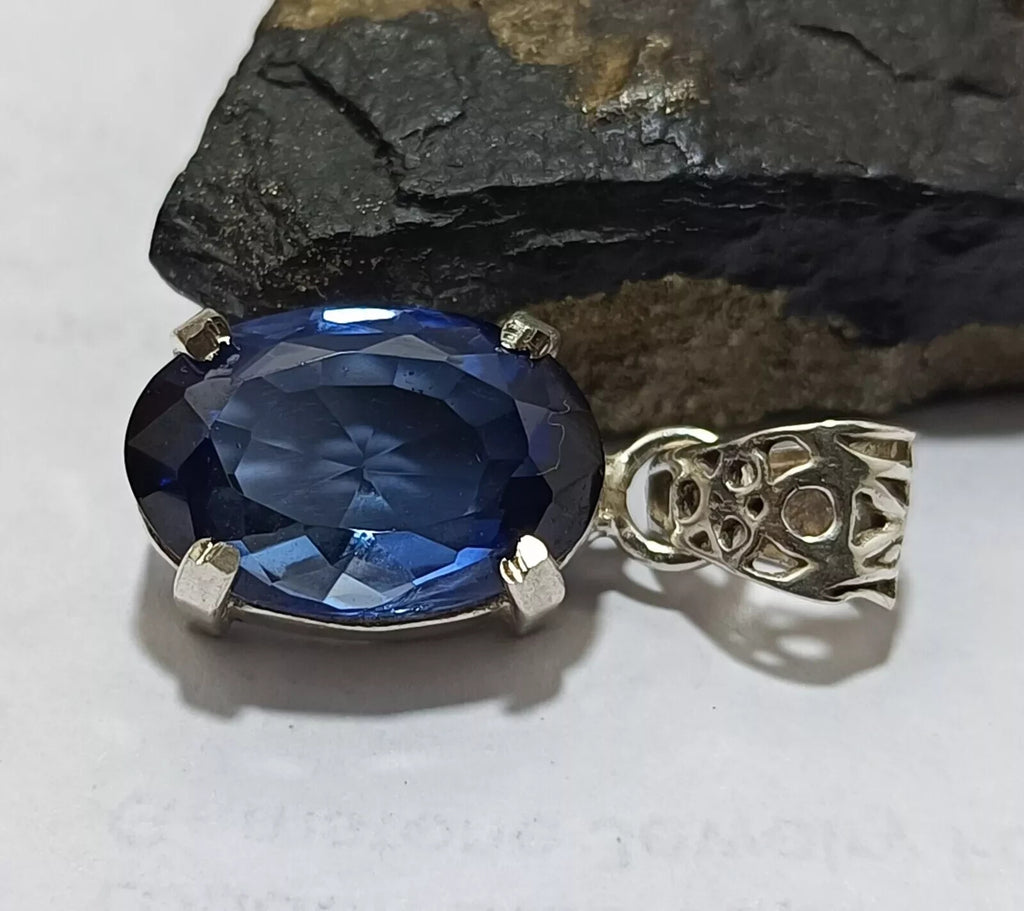 Certified 28.45 Ct Natural Blue Sapphire Oval Cut 925 Silver Pendant Gemstone
