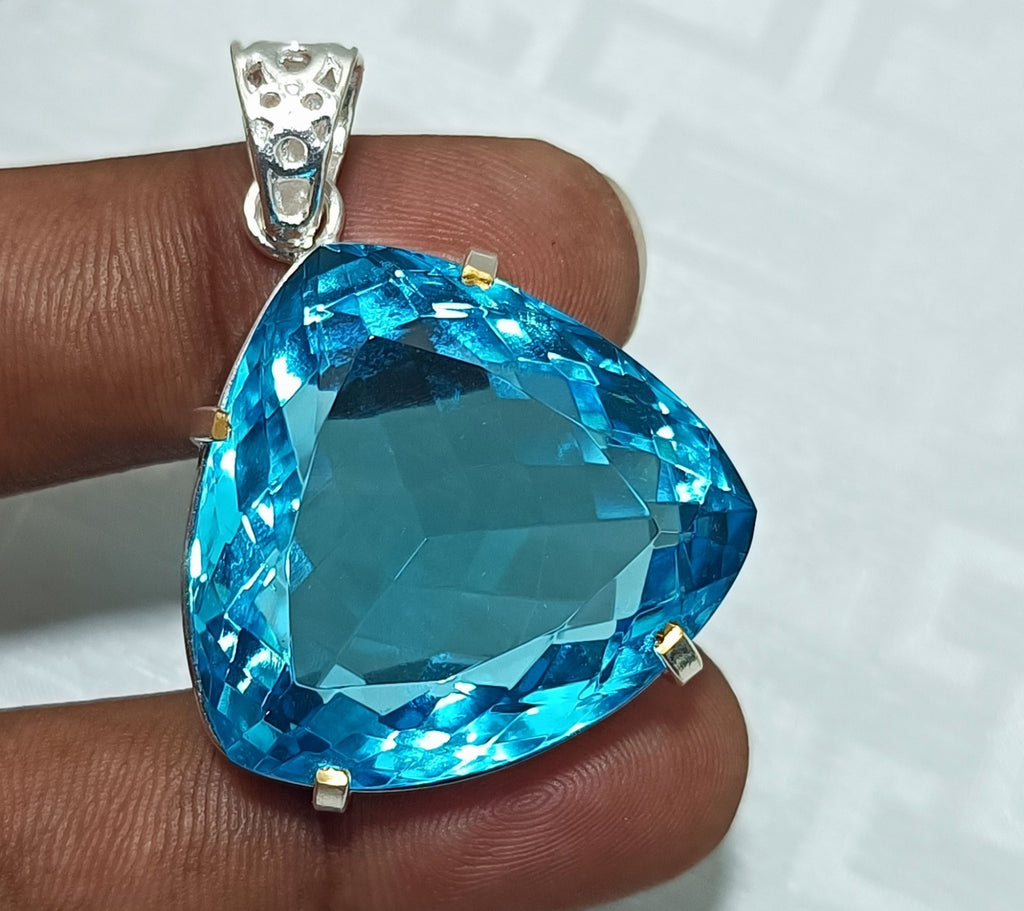 94.80 Ct Trillion Blue  Natural Topaz 925 Solid Silver Pendant Loose Gemstone