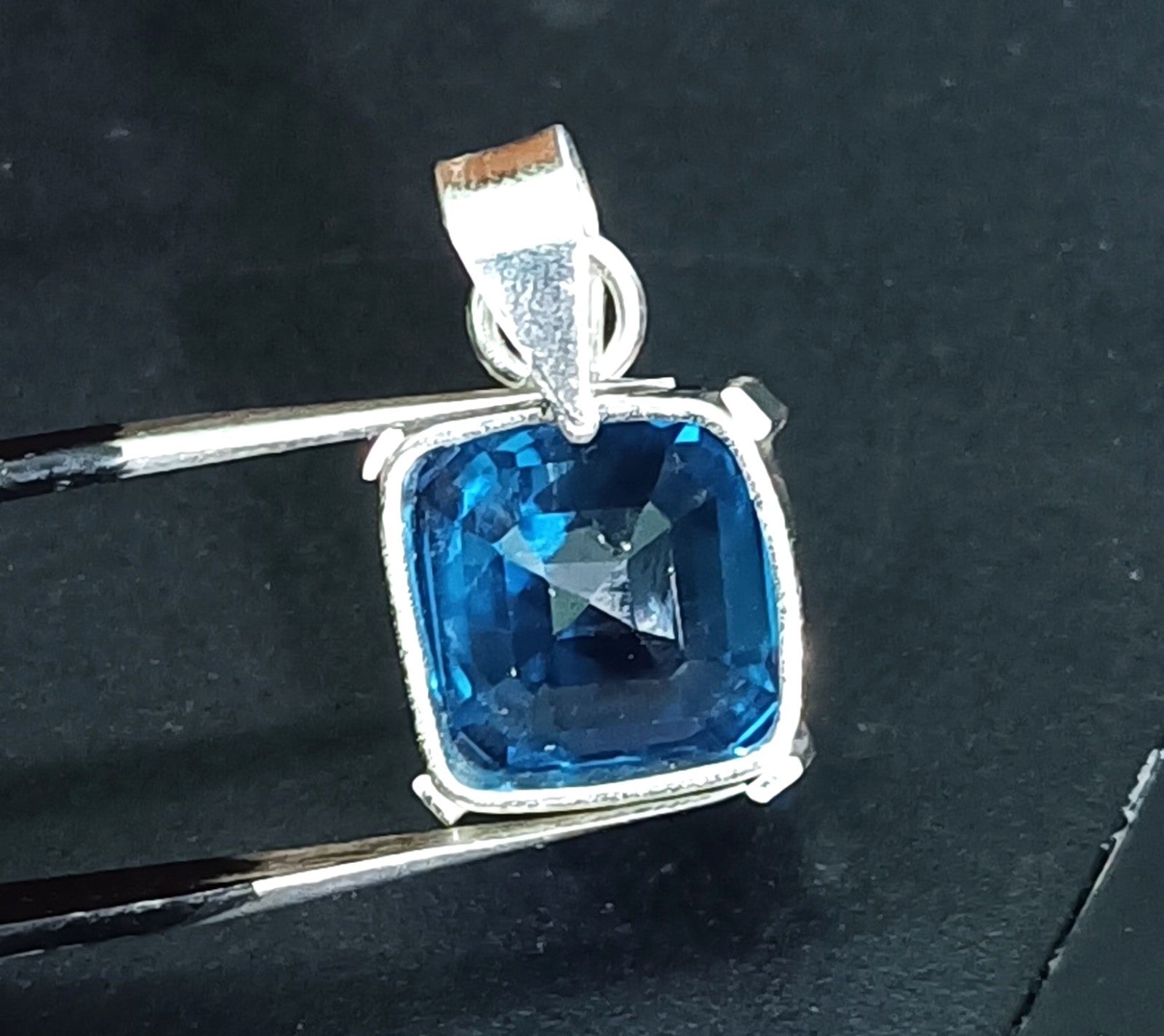 Certified 30 ct Natural Paraiba Tourmaline 925 Silver Pendant Loose Gemstone