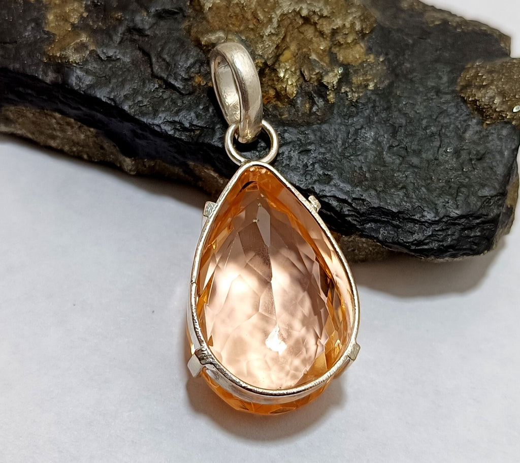 Certified 58.45 Ct Natural Topaz 925 Solid Silver  Pear Cut Pendant Gemstone
