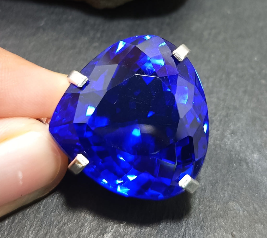 Blue Little Heart Topaz Certified Natural 77.15 Ct 925 Sliver Pendant Gemstone