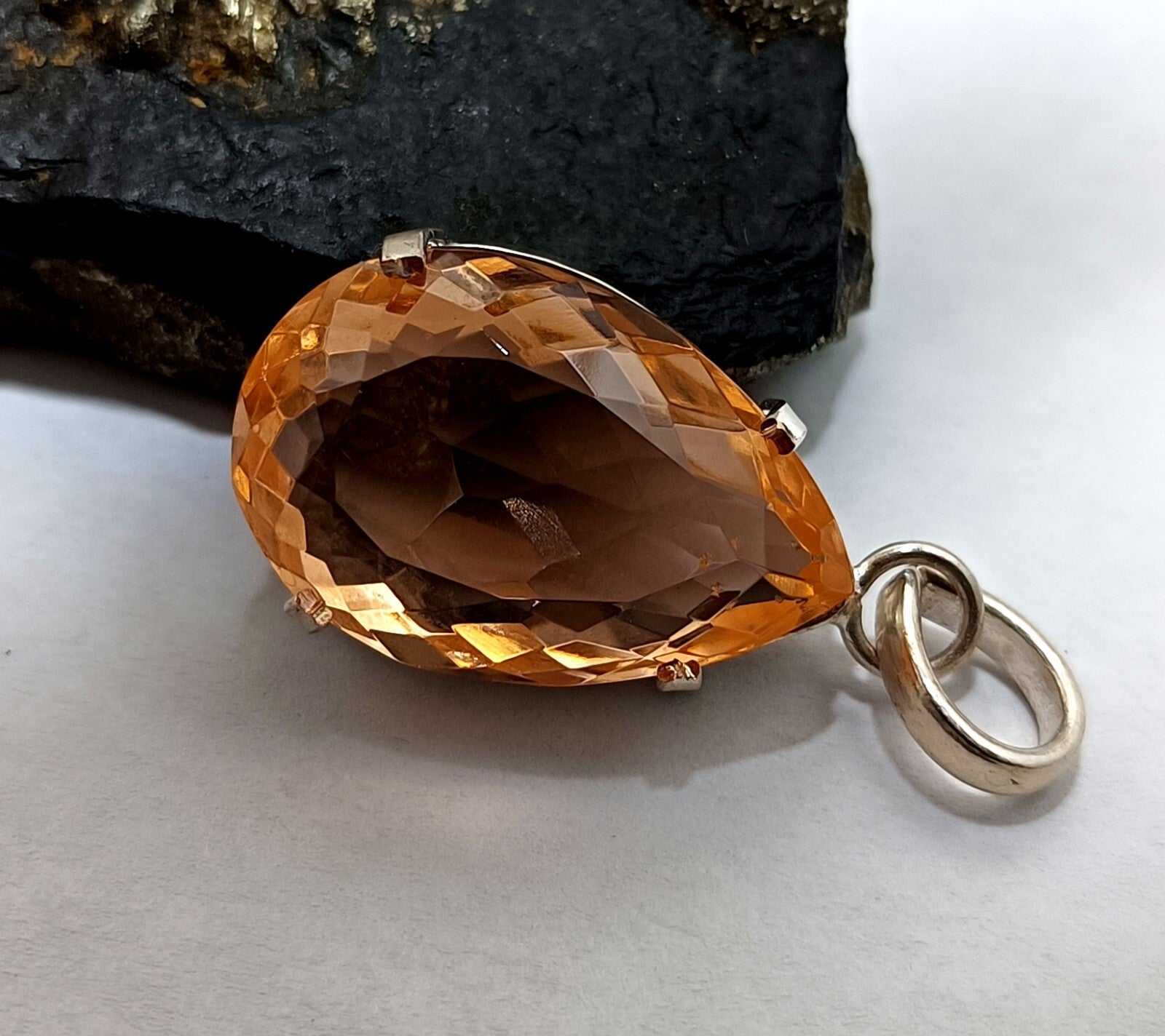 Certified 58.45 Ct Natural Topaz 925 Solid Silver  Pear Cut Pendant Gemstone