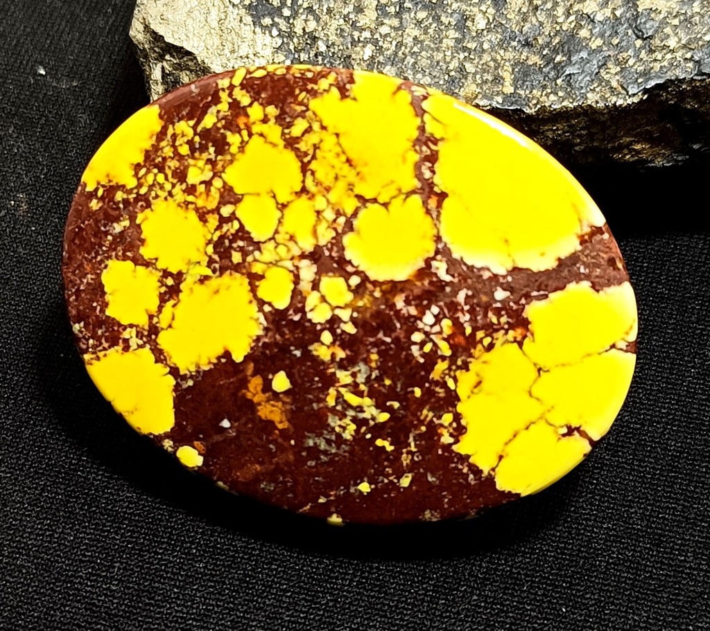 77.10 Ct Natural Arizona Superior Yellow Turquoise Oval cut Certified Gemstone