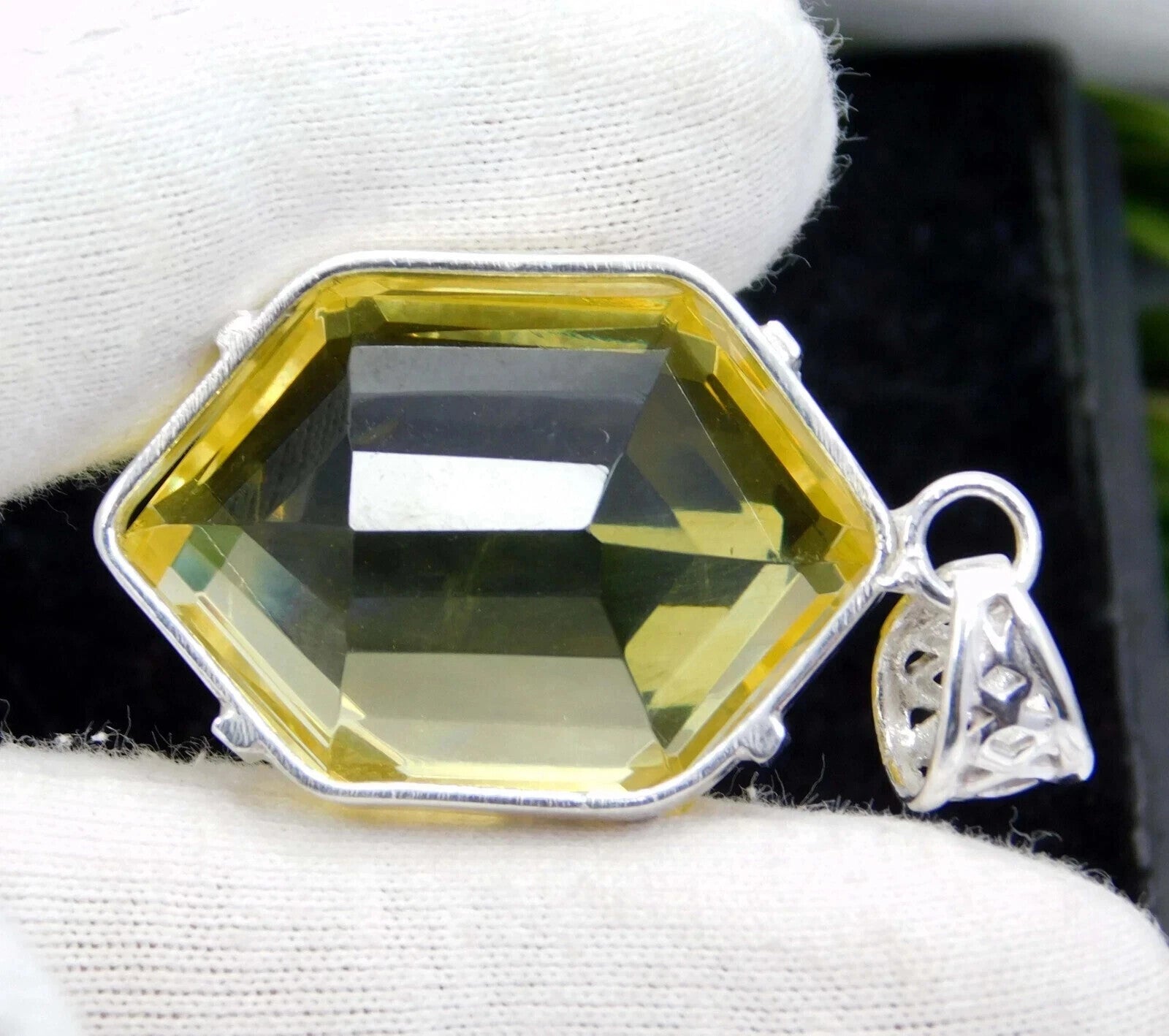 102.25 Ct EGL Certified Natural Topaz 925 Solid Silver Pendant Loose Gemstone