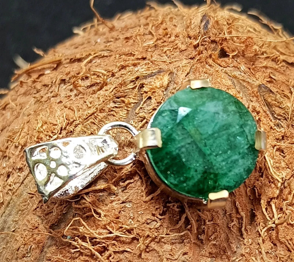 Certified 21.05 Ct Natural Emerald 925 Solid Silver Round  Cut Pendant Gemstone