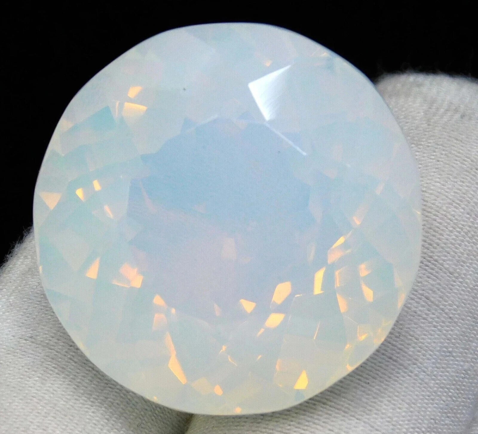Certified 95.80 Ct Natural Ethiopian Fire Opal Untreated Gemstone Play of Color