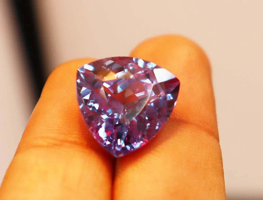 15 CT Certified Color Changing Natural Alexandrite Loose Gemstone Trillion Cut