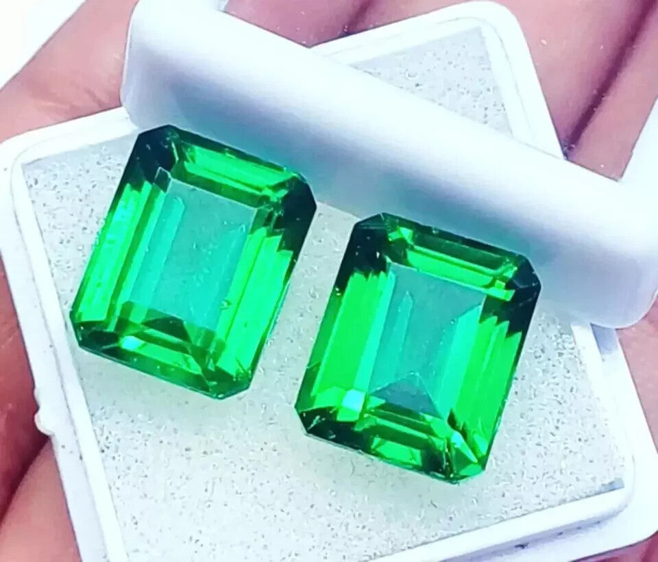 Natural Emerald Green 18.70 Ct CERTIFIED Loose Gemstone Pair