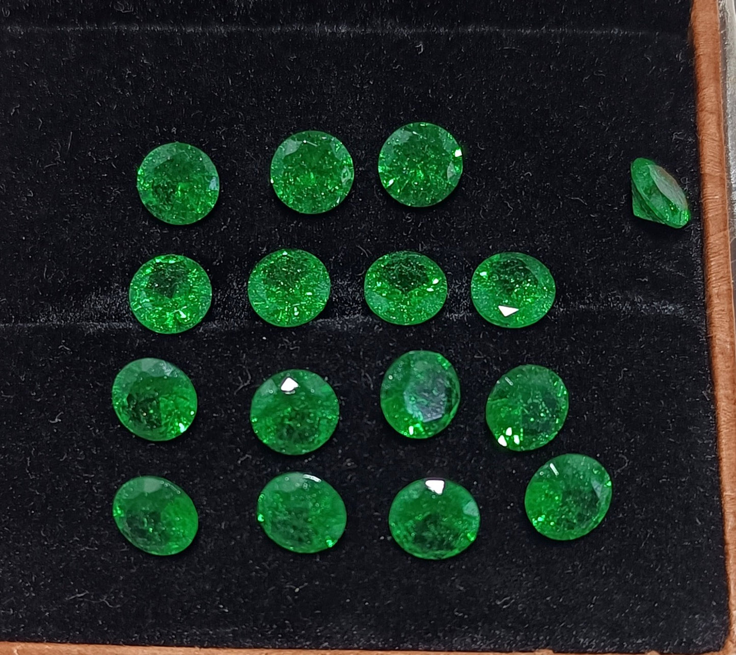 Natural Colombia Green Emerald 6 MM Round 20 Pcs Lot Certified Loose Gemstone