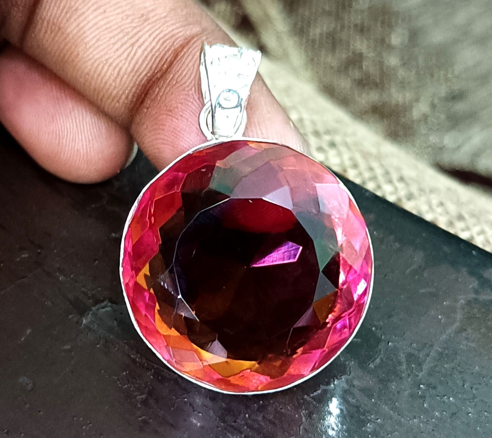 100.00 Ct Natural Zultanite 925 Silver Round Cut Pendant Loose Gems EGLCertified