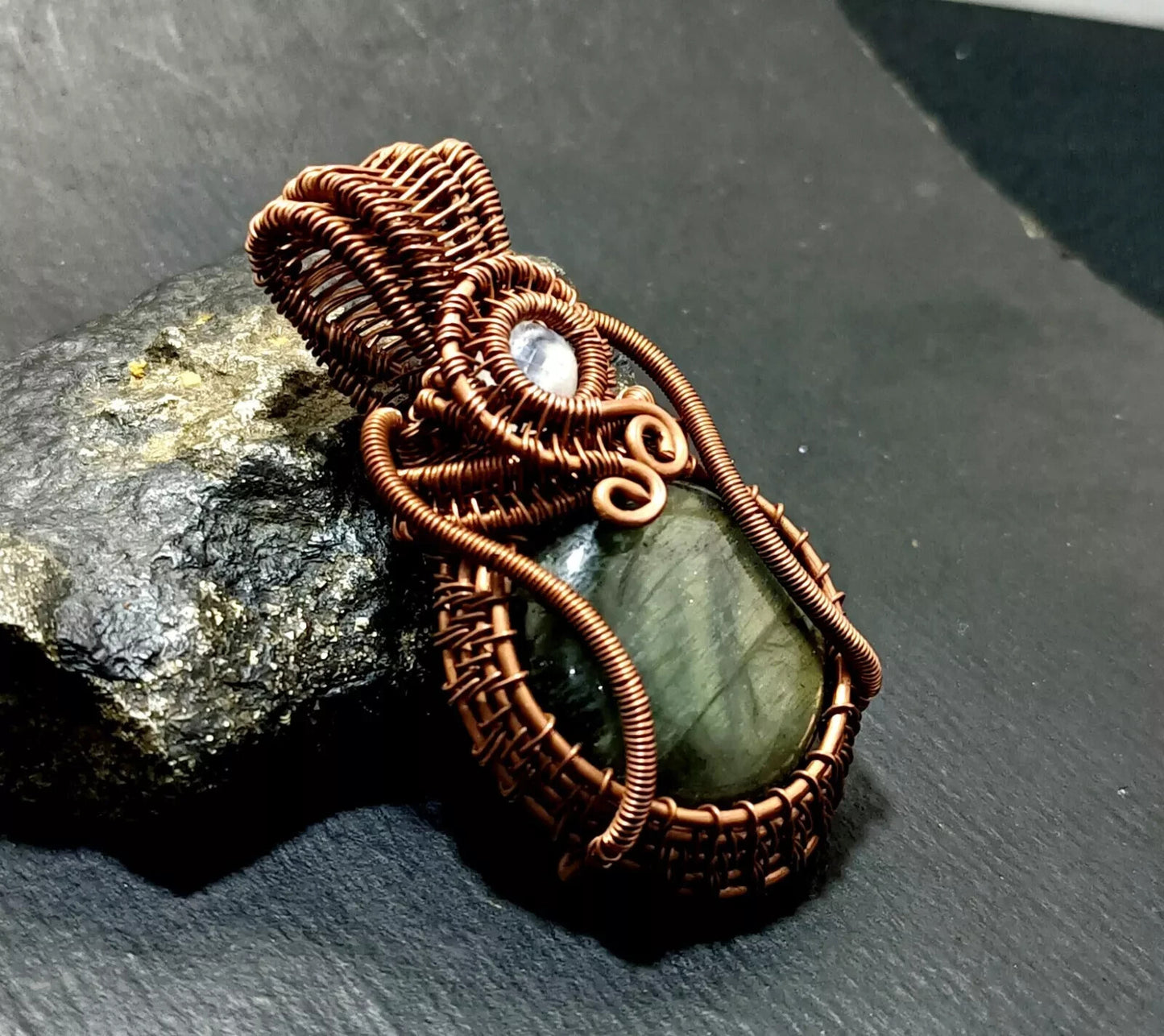145.5 Ct Labradorite Wire Wrapped Pendant Handcrafted Copper Ethnic Gift 2.34"